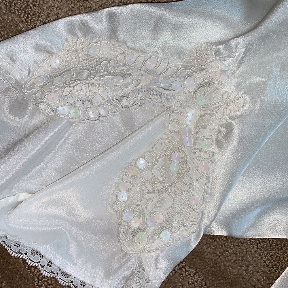 Victoria’s secret’s Satin Robe - Picture 12 of 14